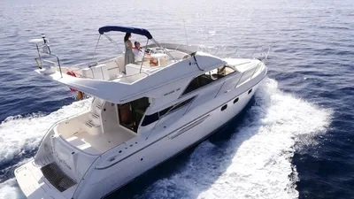Private charter on a luxury yacht (3 hours)
